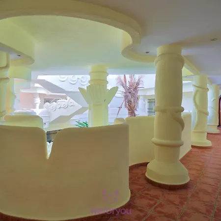 Апартаменты Weforyou Isla Puerto Marina With Parking Бенальмадена